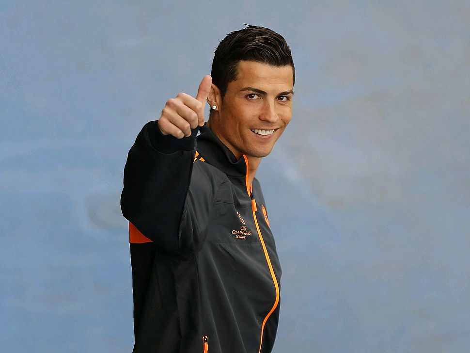 球队攻防数据创新高，赛季最佳表现（球队攻防双线飙升，赛季最佳状态）