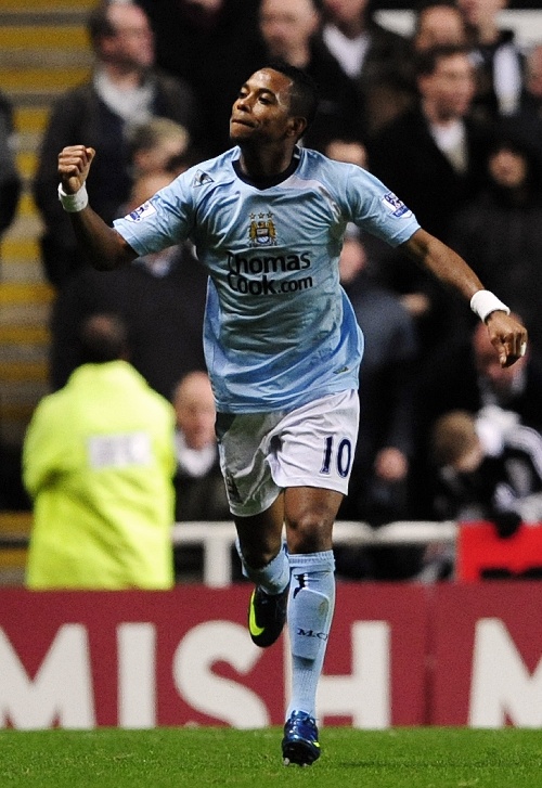 迪卡尼奥：尤文球员不是斯帕莱蒂挑的，他得研究哪些人能信任（迪卡尼奥：尤文球员非斯帕莱蒂亲选，他得评估谁值得信任）