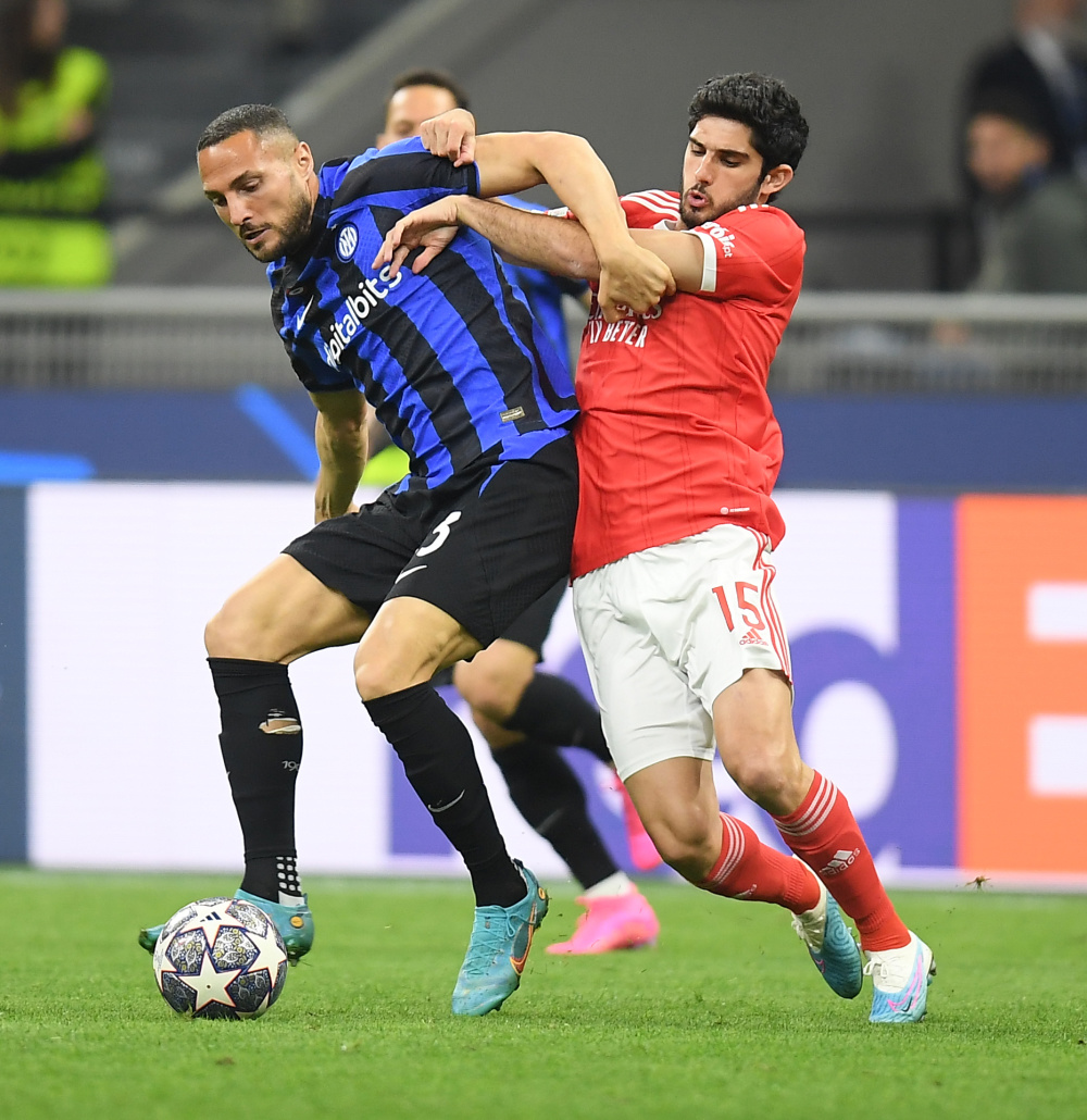 西甲-皇马3-0塞尔塔：巴萨很猛，龙哥干得也不差