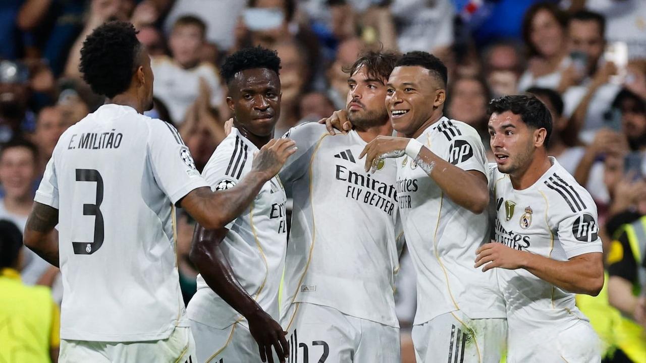 阿斯：奥尔莫+德容的组合非常成功，为弗里克提供了新的选择（阿斯：奥尔莫联手德容表现出色，弗里克迎来战术新方案）