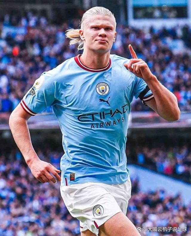 国米迎来6分之战！右路首发奥古弃攻主守，全面遏制对手两核心！（国米迎六分大战：右路首发奥古重防轻攻，全面压制对手双核）