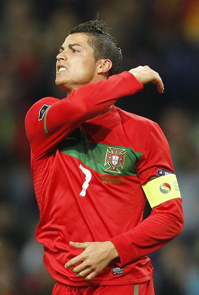 伦敦奥运马术冠军两匹传奇坐骑同日安乐死 伴随骑手共创20年辉煌岁月