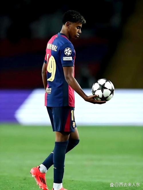 炸锅了！皇马挖萨拉赫放猛料：用巴西国脚做交换！（重磅爆料：皇马追逐萨拉赫，或以巴西国脚作为交换筹码）