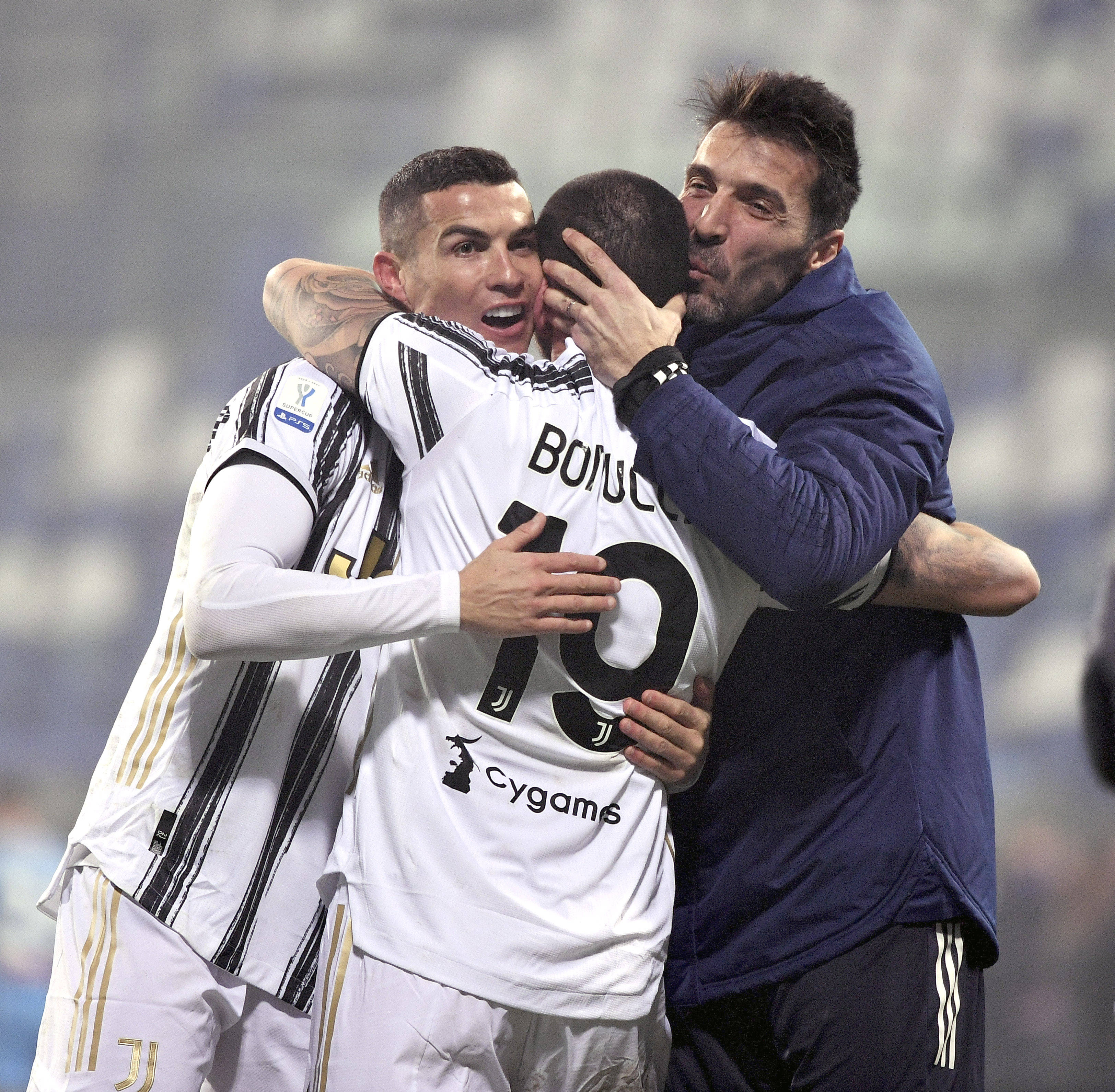 难逃四连败？海港三大主力缺阵亚冠，中超冠军本轮再败恐提前告别赛场（四连败在即？海港亚冠三主力缺阵，中超冠军本轮再失恐提前出局）