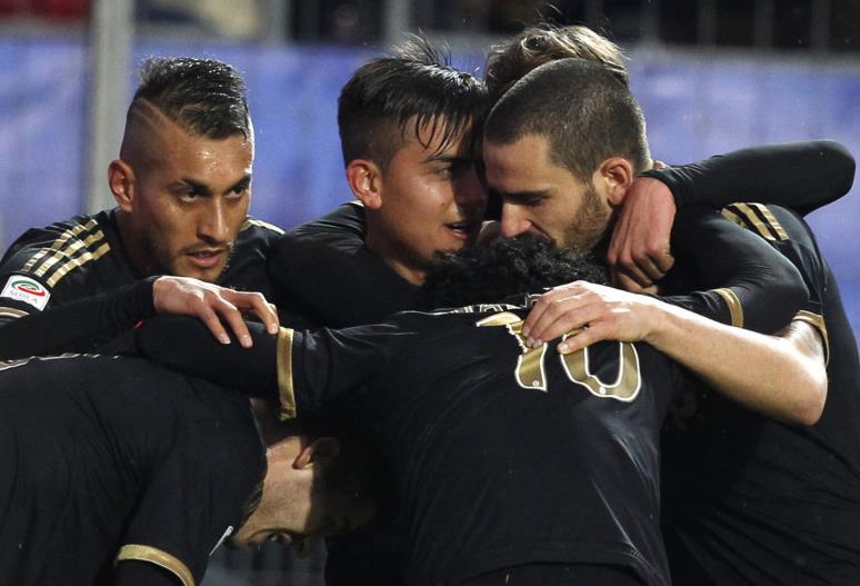 斩获两金！温州健儿彭黎娜闪耀全国举重赛场（双金到手，温州名将彭黎娜在全国举重赛大放异彩）