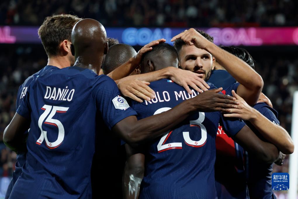 篮球火箭外线手感回暖，赢球势头增强（火箭外线复苏，胜势愈盛）