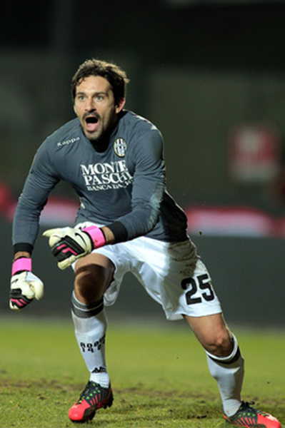 世界青年赛男篮新星频出（世界青年锦标赛男篮新秀辈出）