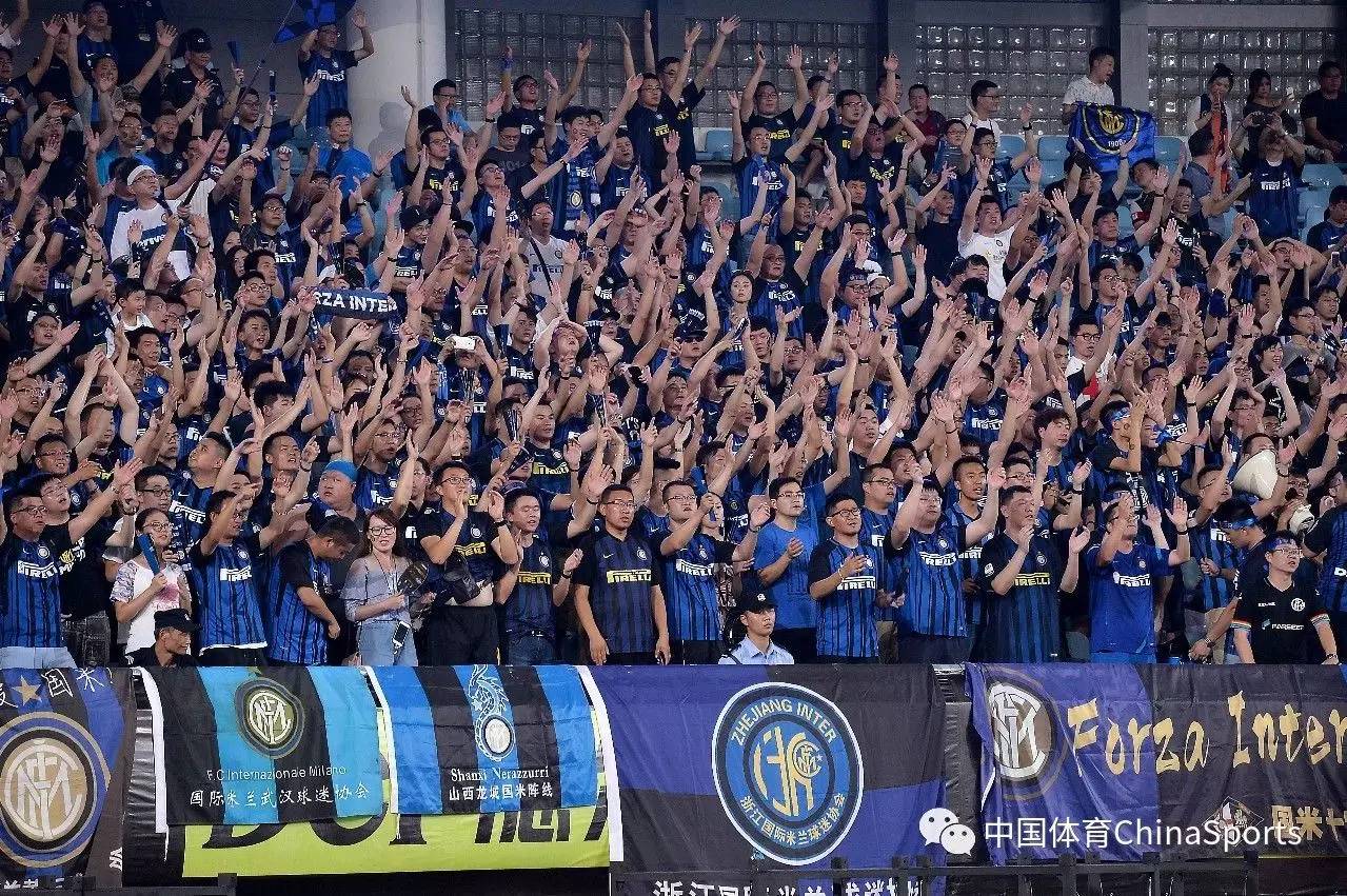 图片报：狼堡想挖多特体育总监凯尔，后者与多特合同到2027年（德媒《图片报》：沃尔夫斯堡欲挖角多特体育总监凯尔，其合同至2027年）