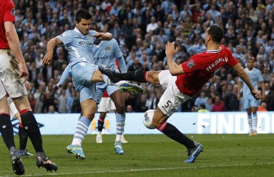 记者：拜仁即将签下17岁的厄瓜多尔中卫奥拉亚（记者称拜仁接近签下17岁厄瓜多尔中卫奥拉亚）