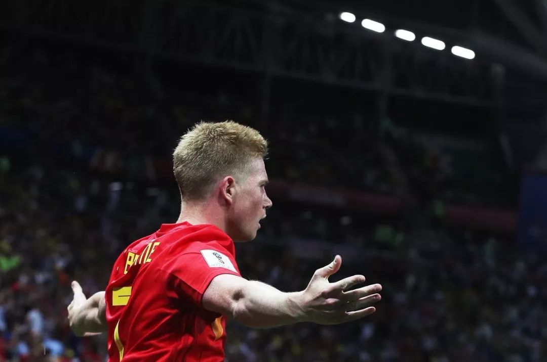 澳超战报：德弗里斯失点后补射破门，奥克兰3-1惠灵顿（澳超战报：德弗里斯点球罚失后补射破门，奥克兰3-1击败惠灵顿）