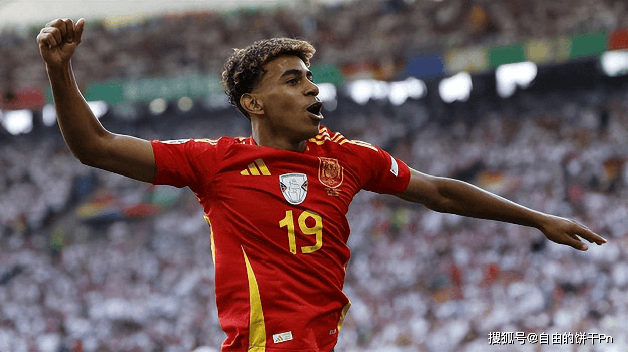 曼晚：曼联仍在为留三位非洲球员而努力，但也有意保持神秘（曼晚：曼联正努力留住三名非洲球员，同时对外刻意保密）