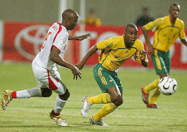 16冠王双职加冕！刘国梁隐退，王励勤能扛住洛杉矶6金硬仗吗？（16冠王双料登顶！刘国梁退居幕后，王励勤能否顶住洛杉矶六金硬仗？）